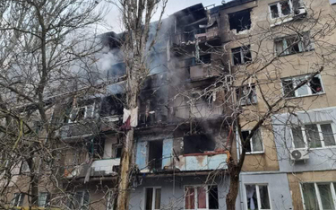 Zniszczenia w wyniku ataku rakietowego Rosji na Mikołajów