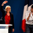 Jordan Bardella i Marine Le Pen, która dała mu wielką szansę