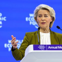 Von der Leyen w Davos: Europa zmierza ku niezależności
