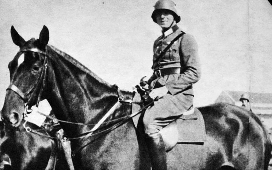 Claus von Stauffenberg podczas służby w 17. pułku kawalerii w Bambergu, 1926