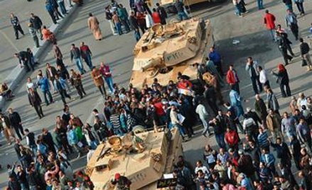 Kair wczoraj, centralny plac Tahrir. Dziś protestujących ma być jeszcze więcej