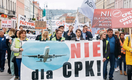 Warszawa, protest przeciwko budowie CPK, 1 października 2022 r. Wtedy rządził jeszcze PiS, ale teraz