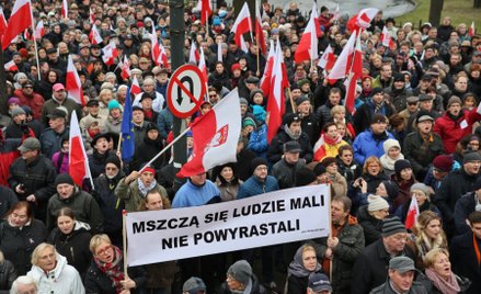 Polityk PO: Rządzi PiS, Polakom jest duszno