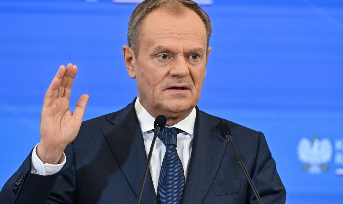 Donald Tusk: Daniel Obajtek wynajął detektywa, który inwigilował polityków KO