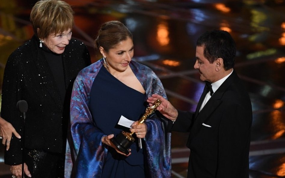Anousheh Ansari odbiera Oscara w imieniu reżysera "Klienta".