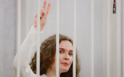 Białoruś: Dziennikarka Biełsatu skazana na osiem lat łagru