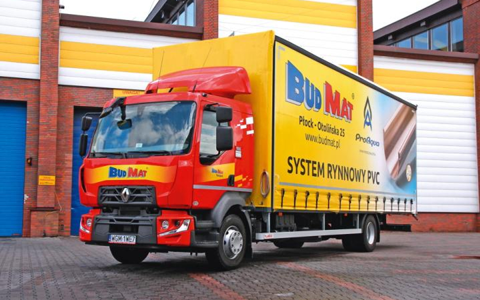 Firmy transportowe strożnie kupuje nowe tabory