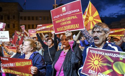 Macedończycy protestują. Nie chcą Północnej Macedonii