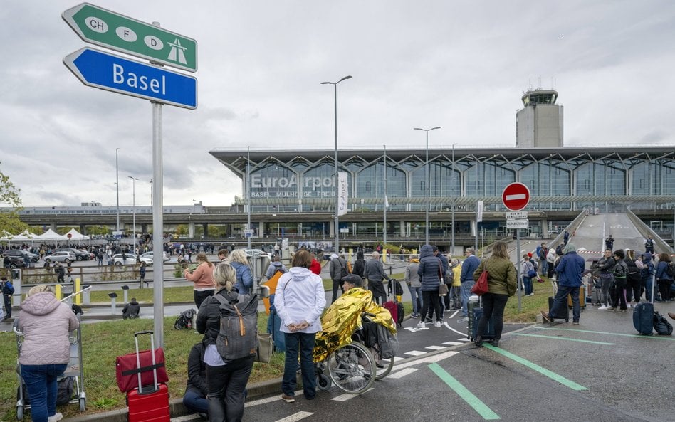 Lotnisko EuroAirport Bazylea-Miluza-Fryburg zawiesiło wszystkie loty ze względów bezpieczeństwa