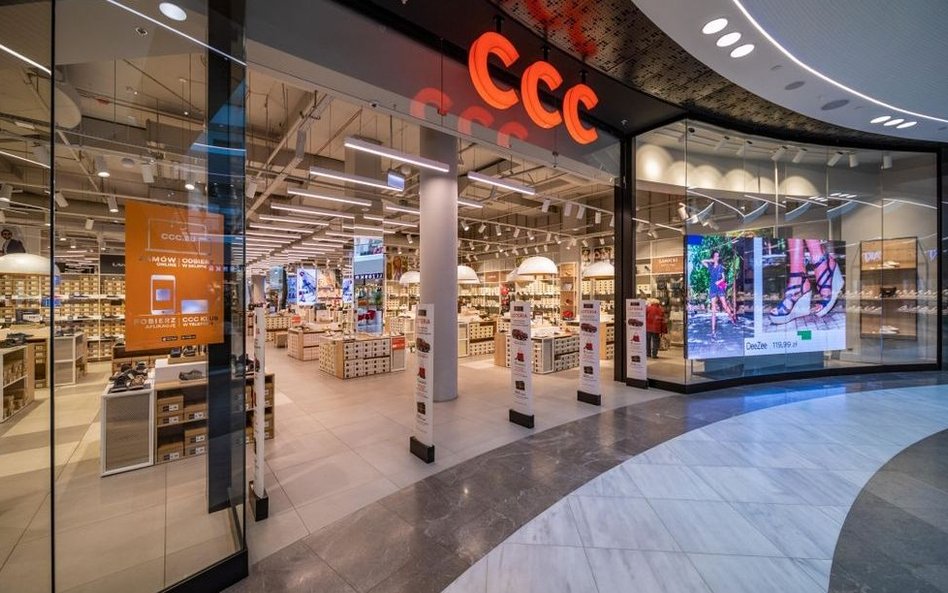 CCC odbija na e-commerce. Szuka inwestora dla eobuwie.pl