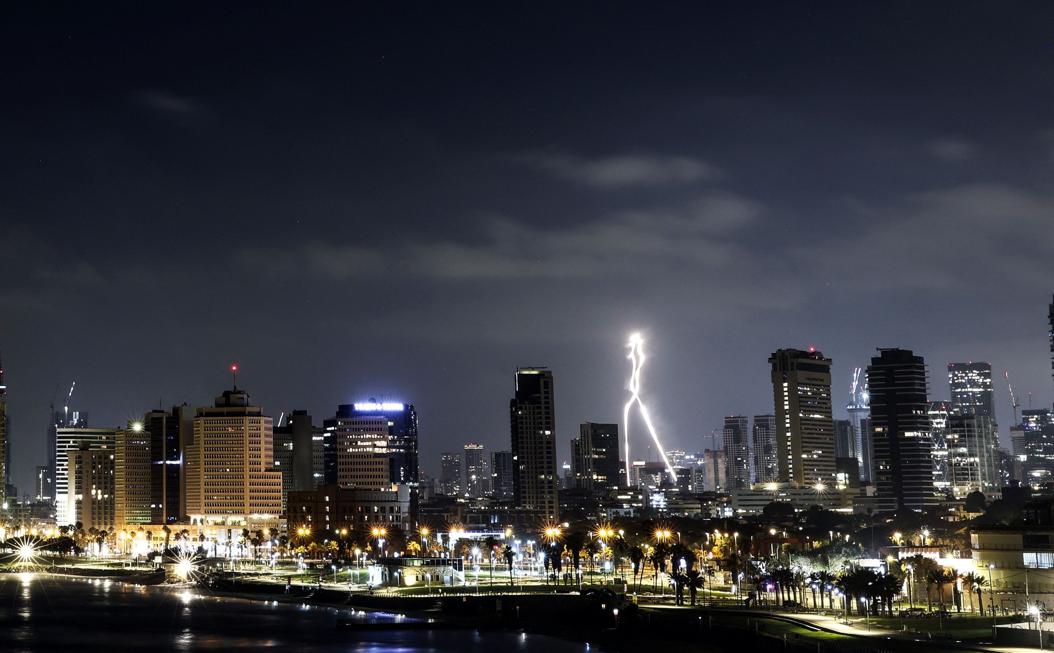 Nieoficjalnie: Izraelowi kończą się pociski do niszczenia irańskich rakiet