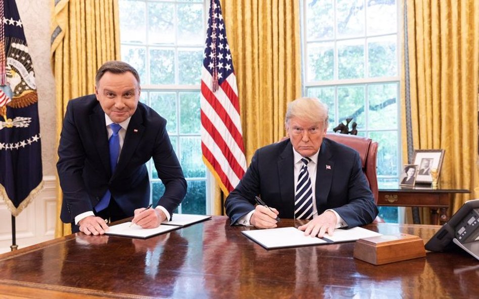 Miliardy na Fort Trump. Duda w USA