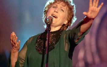 W 2024 r. Irena Santor obchodziła jubileusz 90. urodzin