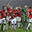 Tomasz Kuszczak (w zielonym stroju) świętuje z piłkarzami Manchesteru United tryumf w Lidze Mistrzów