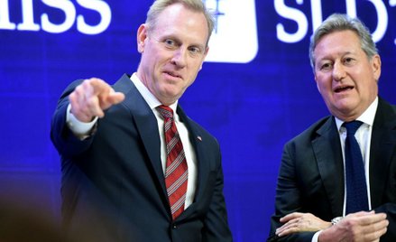 Sekretarz obrony USA: Huawei za blisko chińskiego rządu