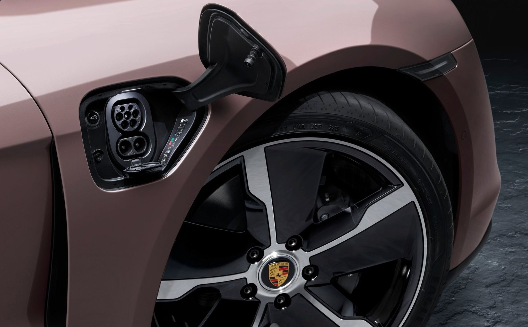 Porsche wyłącza prąd. Koniec niemieckiego snu o superbaterii