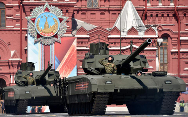Rosjanie uwielbiają militarny pokaz mocy, szczególnie przy okazji dnia zwycięstwa 9 maja