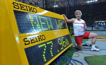 Złoto i rekord świata - Włodarczyk jak Bolt