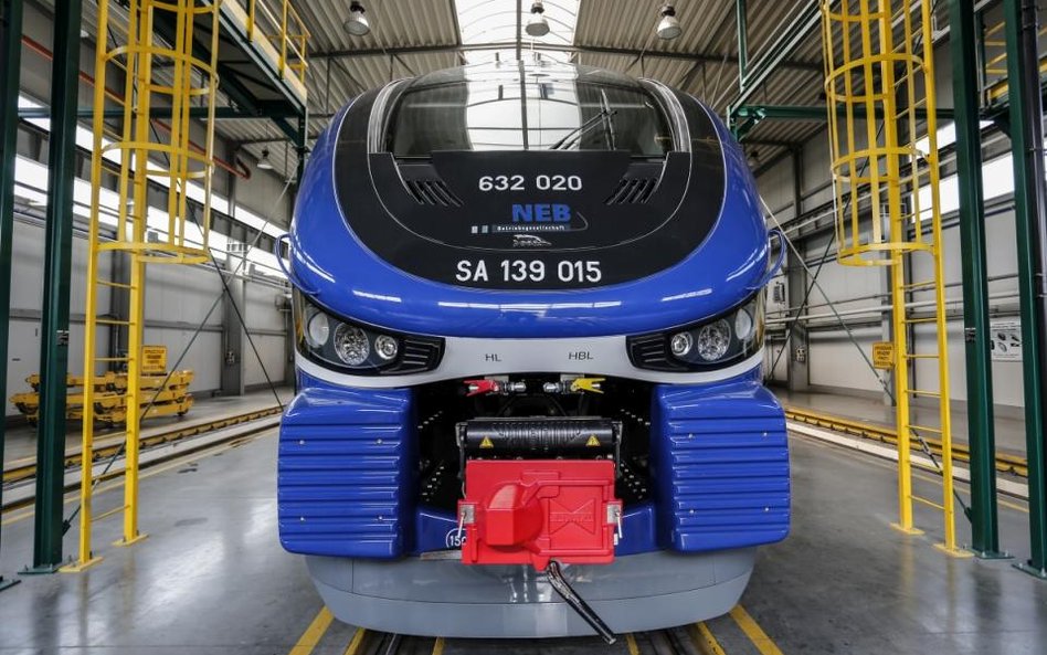 Pesa szuka właściwego toru
