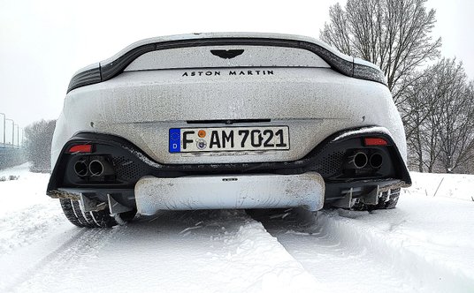 Aston Martin Vantage