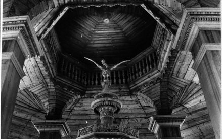 Bóżnica w Olkiennikach, zwieńczenie bimy i wnętrze kopuły, fot. Sz. Zajczyk, ok. 1936, Instytut Sztu