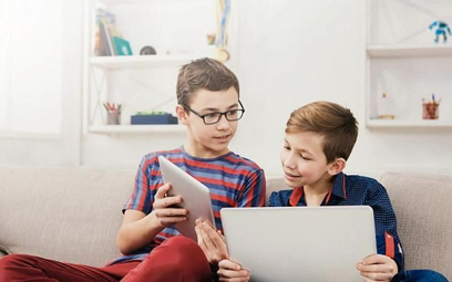 Tablety i laptopy od kilku lat są na top listach prezentów wręczanych z okazji komunii