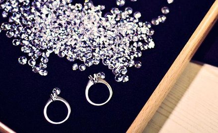 VRG: W.Kruk idzie w nowy rodzaj diamentów