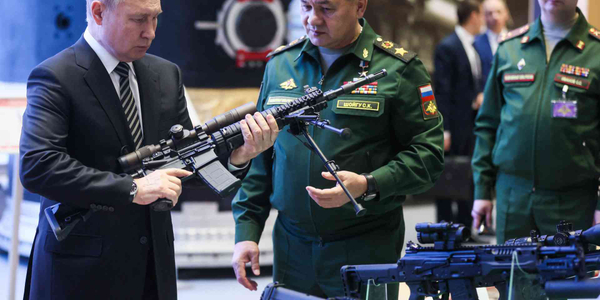 Minister obrony Rosji: Uratowaliśmy pokój na Krymie