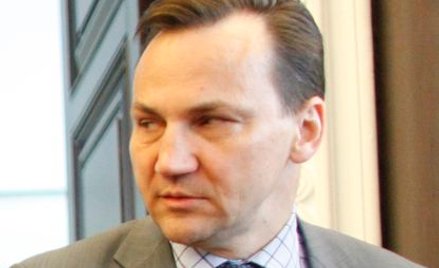 Radosław Sikorski promuje egipską turystykę?
