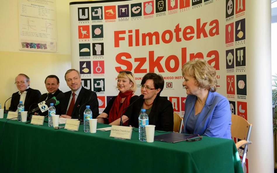 Uroczystość otwarcia pracowni Filmoteki Szkolnej w Liceum Ogólnokształcącym im. Pierwszej Dywizji Ko