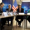 Spotkanie sekretarza stanu USA Johna Kerry'ego z unijnymi komisarzami w Brukseli