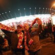 Mecze piłarskie są okazją do pokazywania dumy z symboli narodowych
