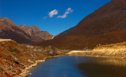 Chińczycy wkroczyli do Indii i zaczęli budować drogę