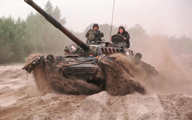 <Czołg T-72 – symbol zacofania polskiej branży zbrojeniowej, zmagającej się nieprzerwanie z niską wy