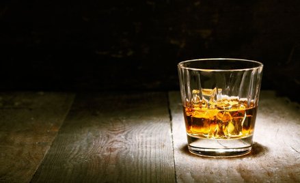 Najwięcej whiskey pije armia