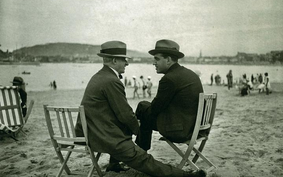 Plaża w San Sebastián, 1930. fot. Luis Ramon Marín