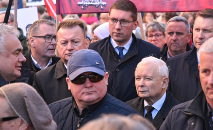 Prezes Prawa i Sprawiedliwości Jarosław Kaczyński podczas Narodowego Marszu Papieskiego