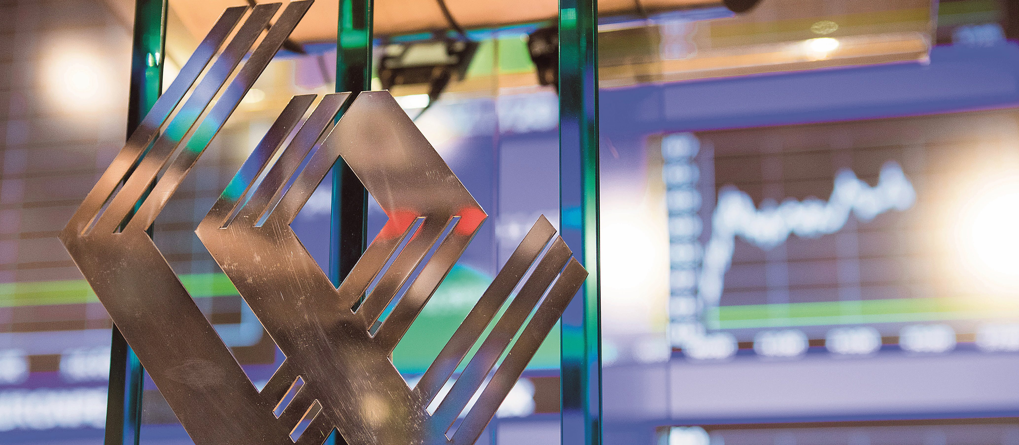 Piątek na rynku: Dino z nową rekomendacją, stabilne LPP, Orlen i Poczta razem