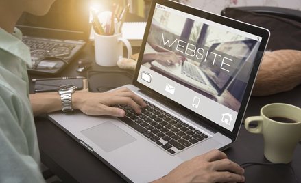 Bloger nie odliczy wydatków na stworzenie strony - interpretacja podatkowa