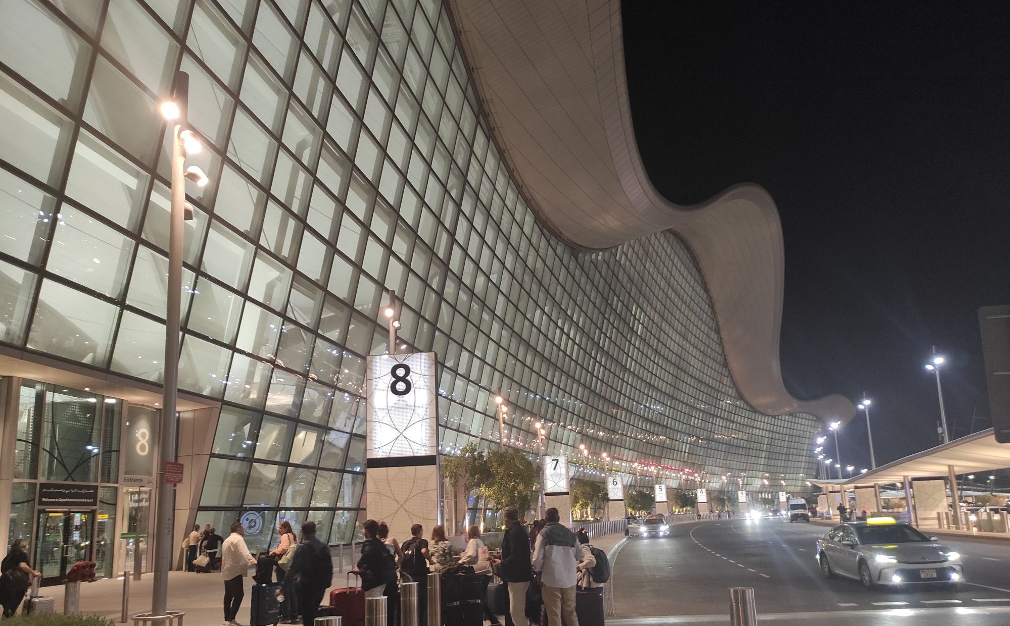 Lotniczy wstrząs dla turystyki. Bliski Wschód traci połączenia z Europą