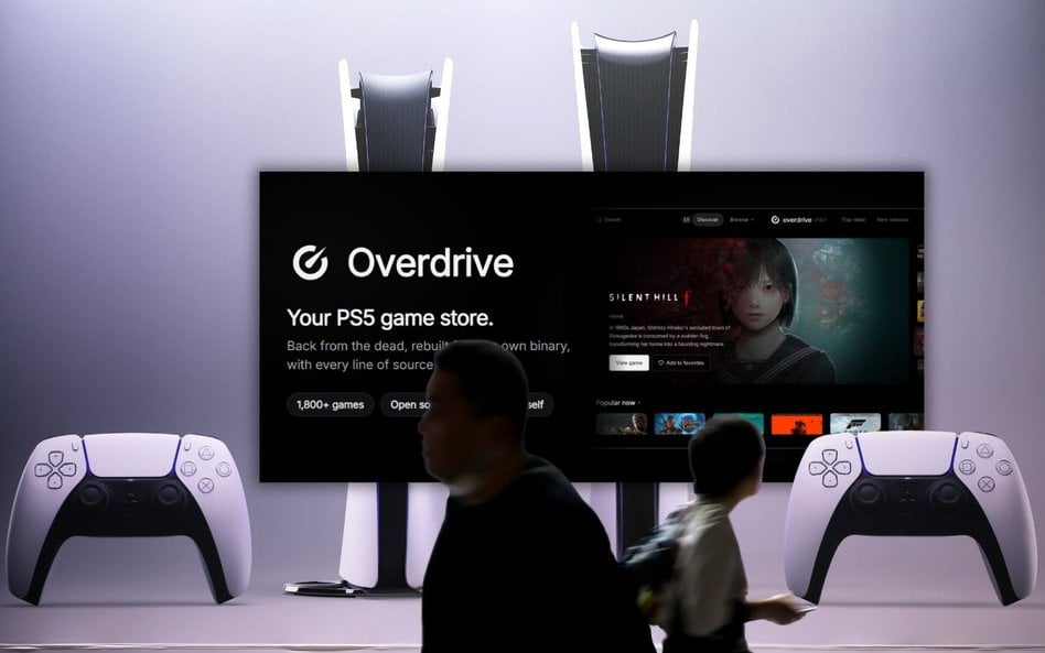 Po wycofaniu gier fizycznych gracze i hakerzy wypowiedzieli wojnę Sony. Japońska firma odpowiedziała