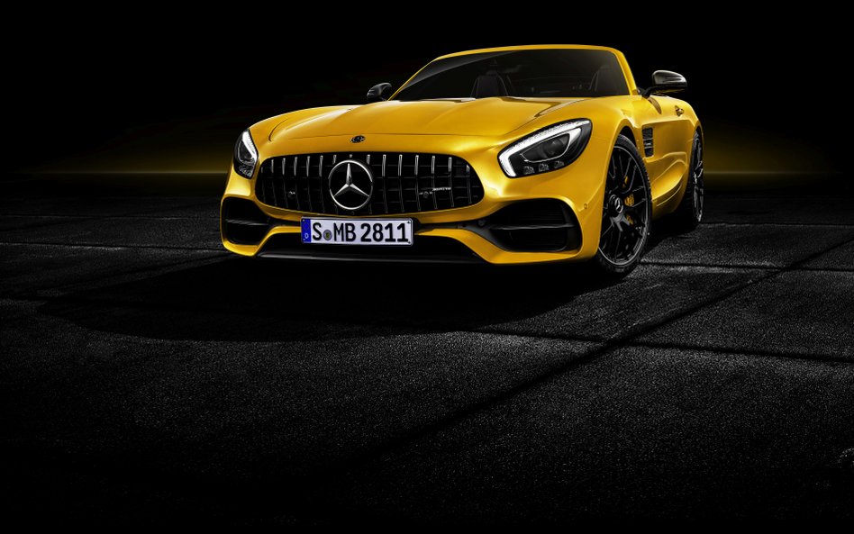 Mercedes AMG GT S Roadster: Złoty środek