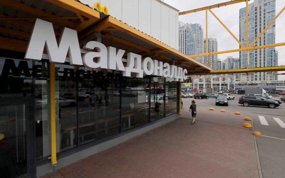 Rosyjski następca McDonald’s ujawnił logo, które zastąpi złote łuki w Rosji