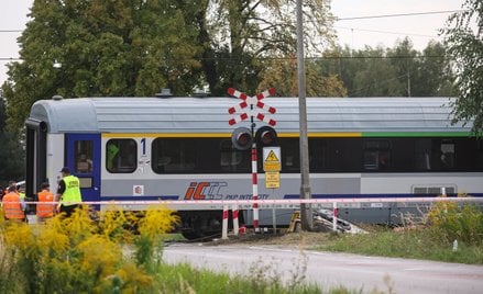 Miejsce wykolejenia pociągu PKP Intercity relacji Lublin-Szczecin w miejscowości Sokolniki Suche