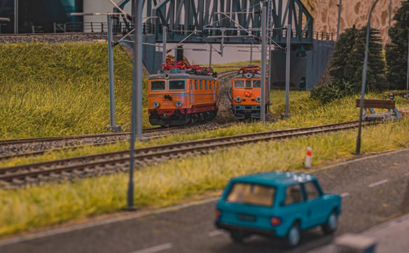 Na torach pojawią się zarówno zabytkowe parowozy i nowoczesne lokomotywy elektryczne