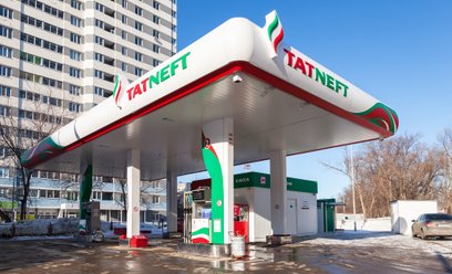 W Tatarstanie sieć stacji paliw Tatnieft wprowadziła ograniczenia w sprzedaży paliwa.