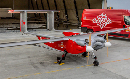 Dwusilnikowe drony Royal Mail latają na odległe wyspy, ale przyszłością są przesyłki pod drzwi.