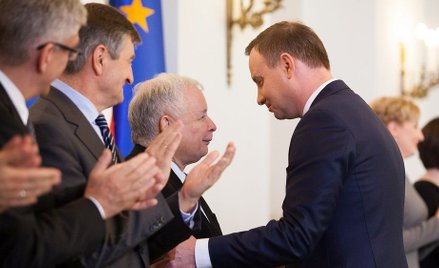 Polska pod rządami PiS nie radzi sobie z nowymi wyzwaniami (z prawej: prezydent Andrzej Duda i preze