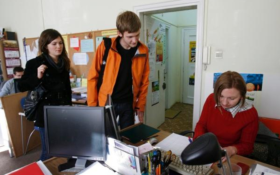 Rozliczenie osób samotnie wychowujących dziecko a dochody