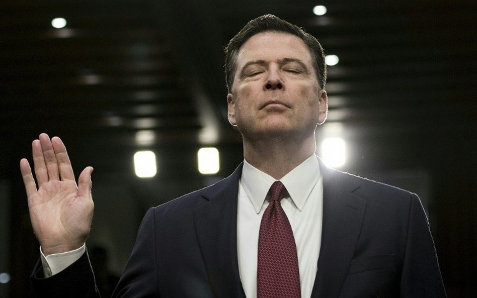 James Comey pogrąża Donalda Trumpa